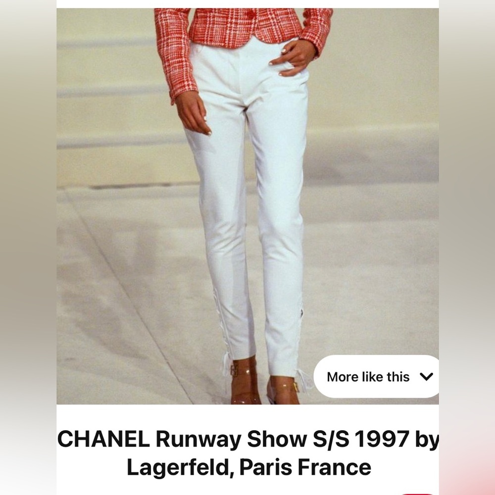 CHANEL White Slim Runway Jeans